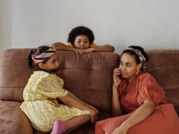 在线心理咨询：如何让家里的两个孩子和谐相处？